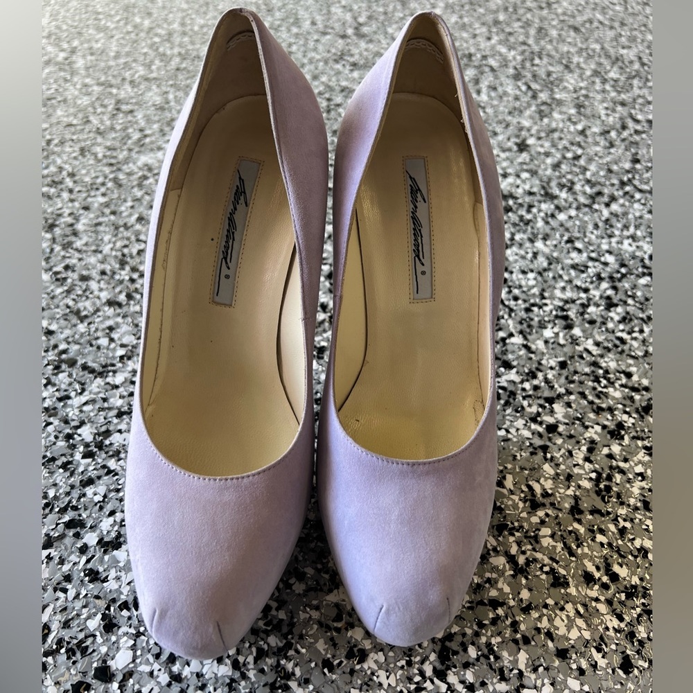 Brian Atwood lavender suede pump with platform